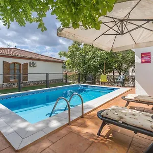 Casa rural Vistablanca - Construida En Sola Planta Con Bonitas Vistas - Piscina Privada Y Clima Agradable Junto A La Capital, Cenes De La Vega
